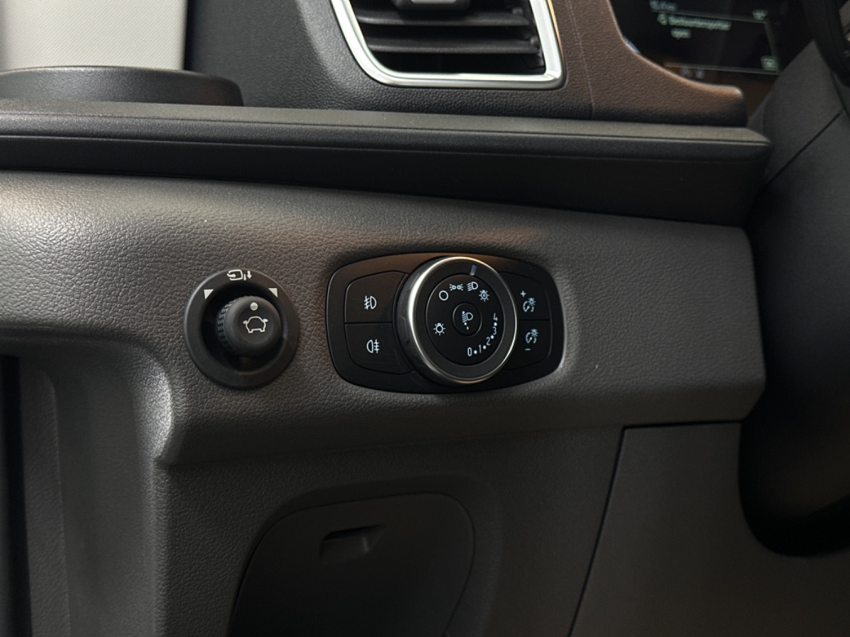 Ford Transit 350 L3H2 Trend 130PK FWD | SYNC4 NAVI | Trekhaak | Safety & Comfort | Laadr. besch. pakket | 270gr. deuren | NWP 44500 ex