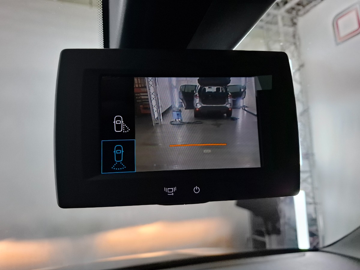 Peugeot e-Partner 136 L1 50 kWh | PDC voor + achter met Surround Rear Vision | Stoel + Voorruitverwarming