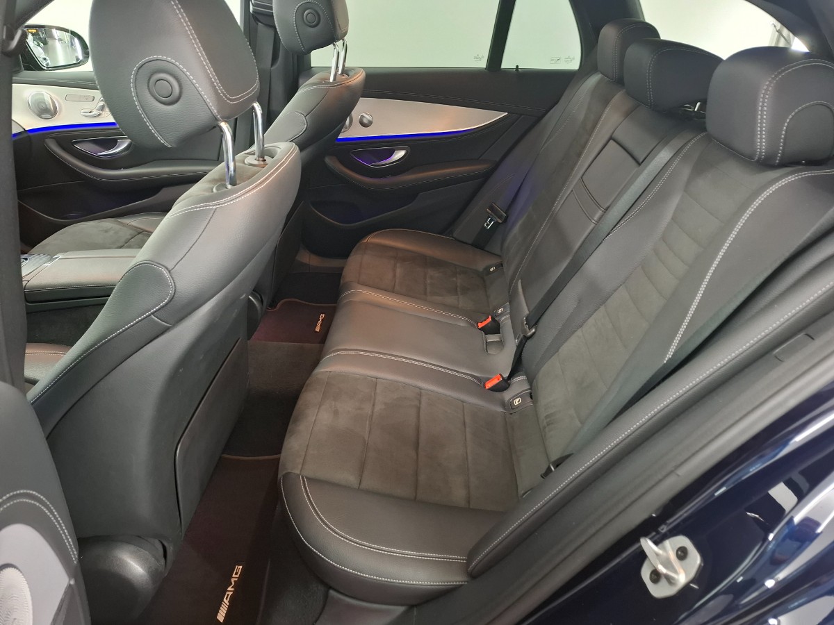 Mercedes-Benz E-klasse Estate 300 e AMG Line Pano Burmeister Elect stoelen met geheugen