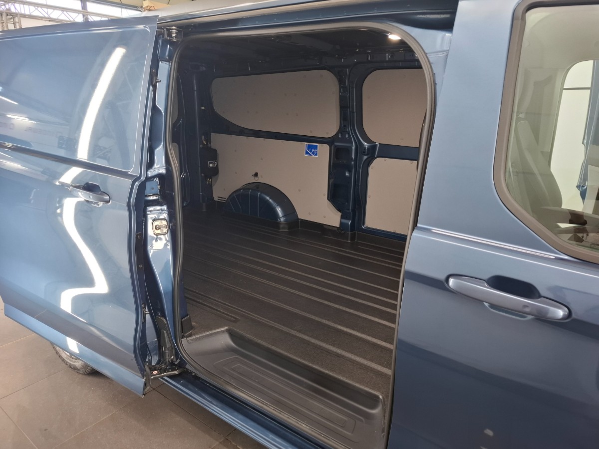 Ford Transit Custom 320 2.0 TDCI L2H1 Limited