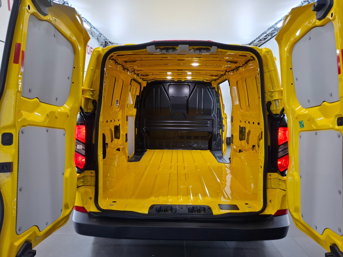 Ford Transit Custom Trend L2H1 AUTOMAAT | 2xSD