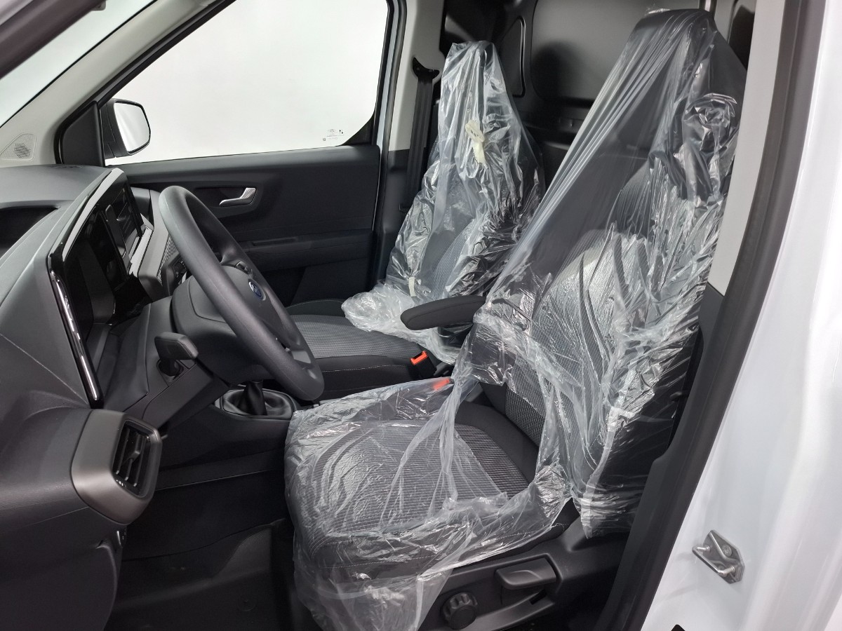 Ford Transit Courier 1.5 L ECOBLUE