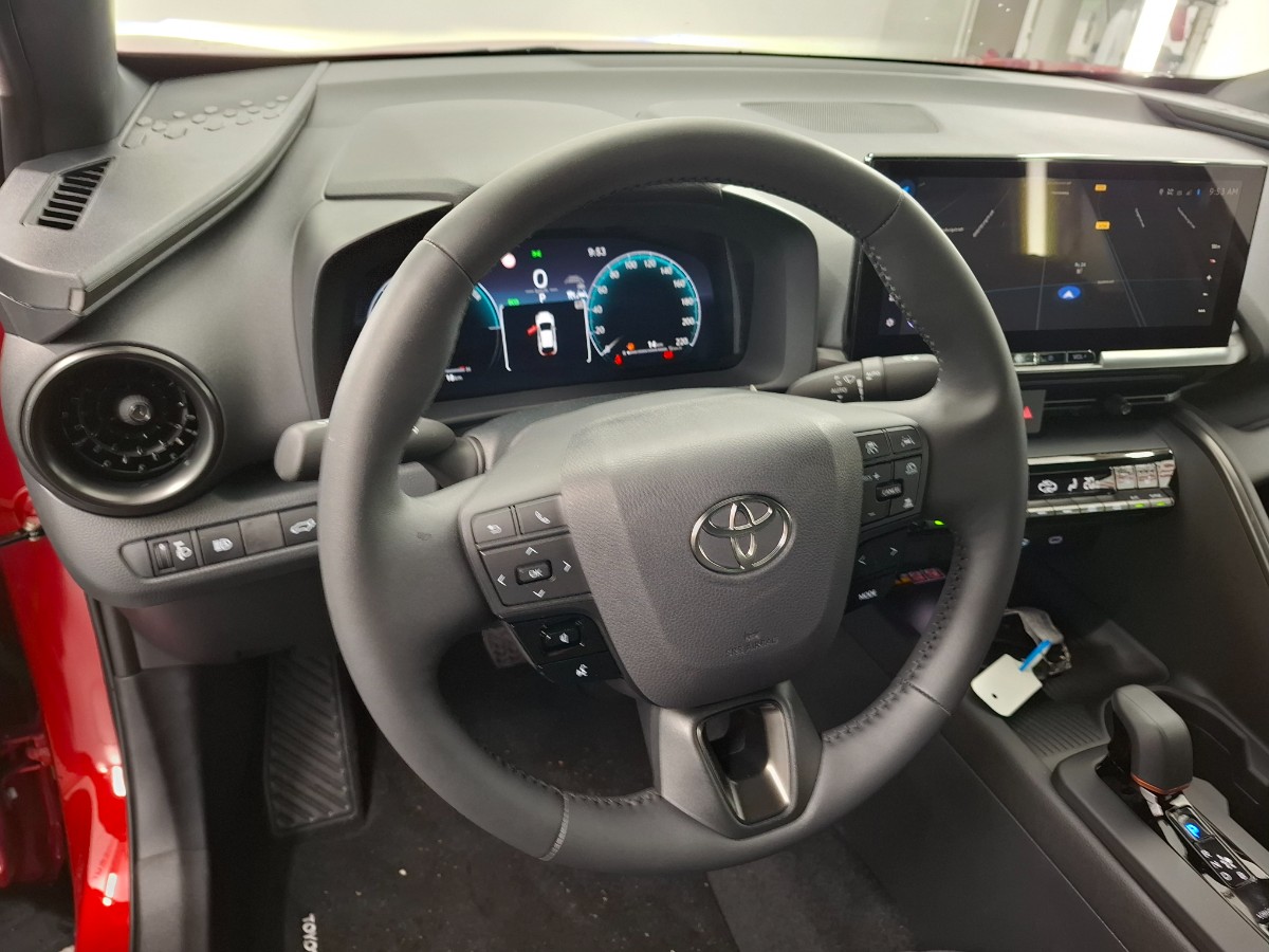 Toyota C-HR 1.8 Hybrid 140 First Edition Bi-Tone