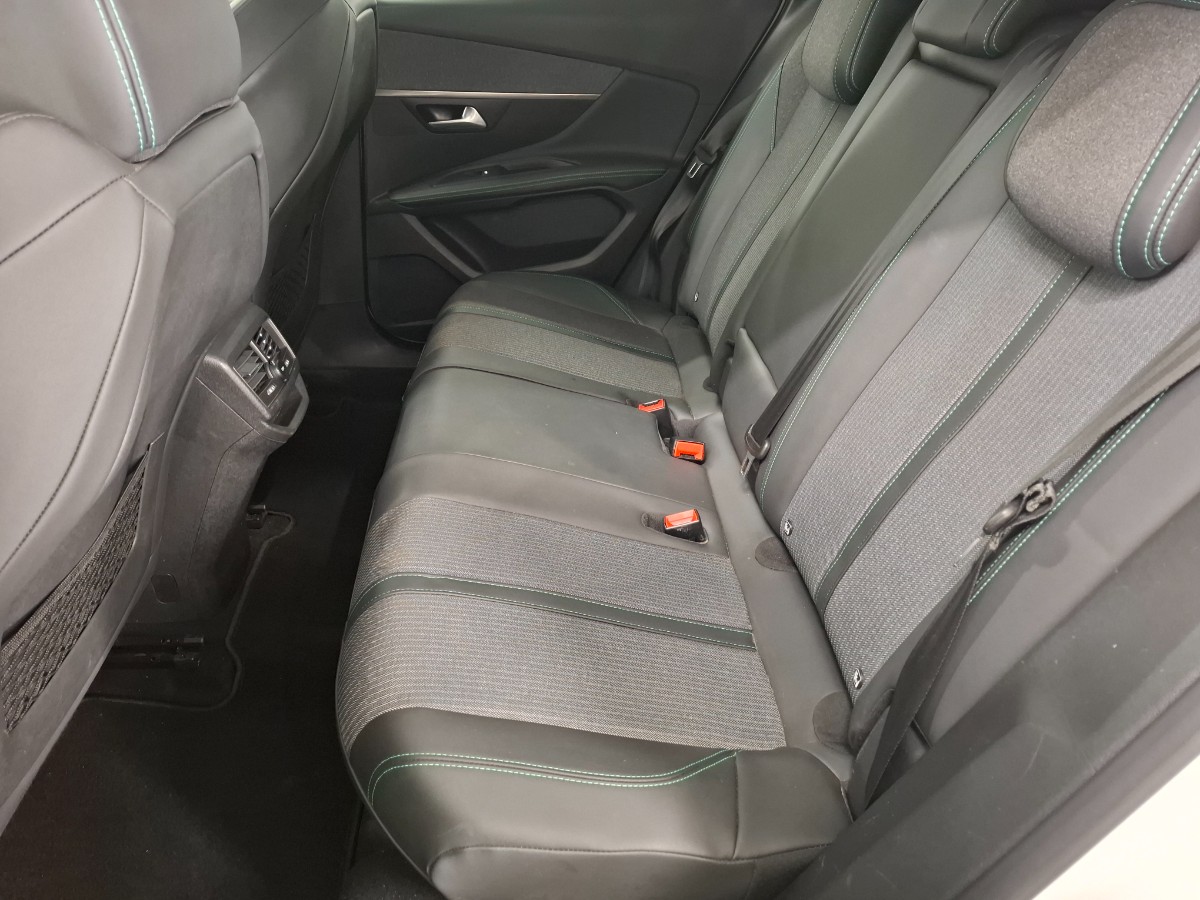 Peugeot 3008 1.2 PureTech Blue Lease Allure LED Camera Stoelverwarming