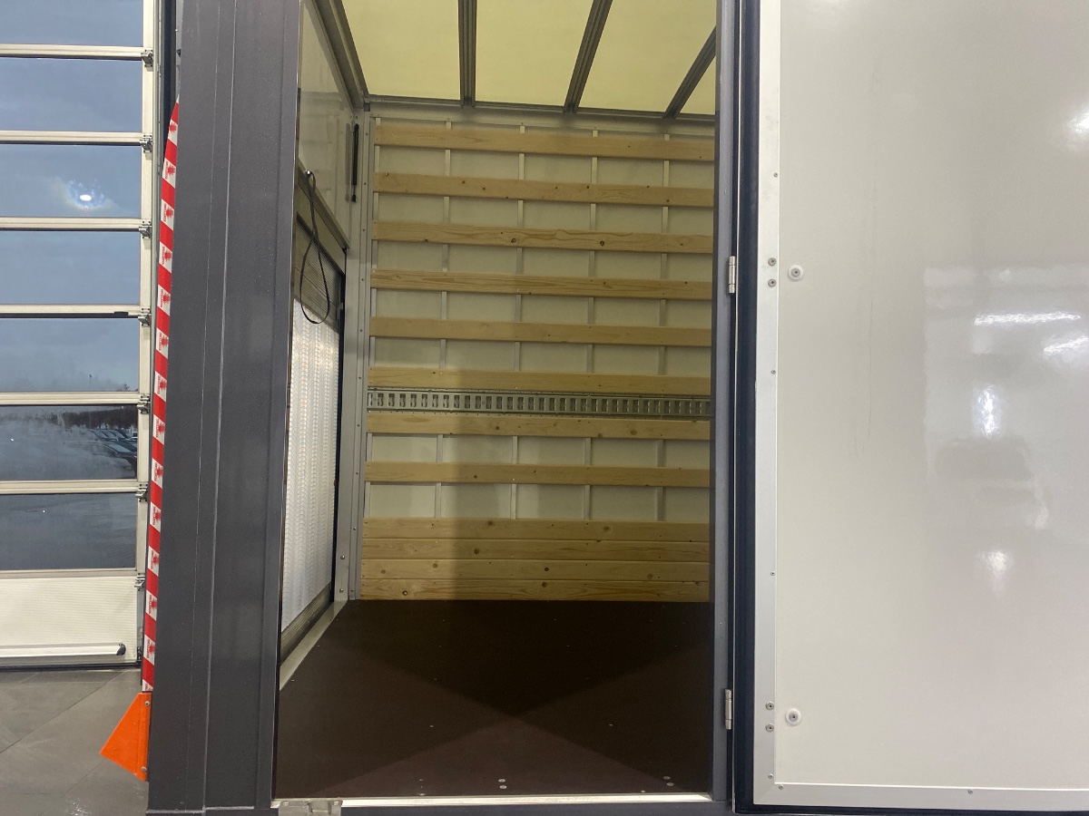 Iveco Daily NW MODEL | 40C18 3.0 Automaat Meubelbak met Laadklep