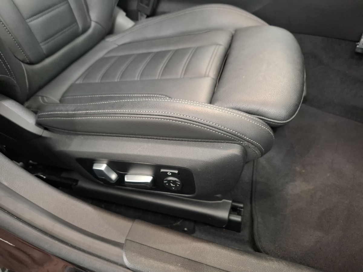 BMW 3-serie 330e High Executive