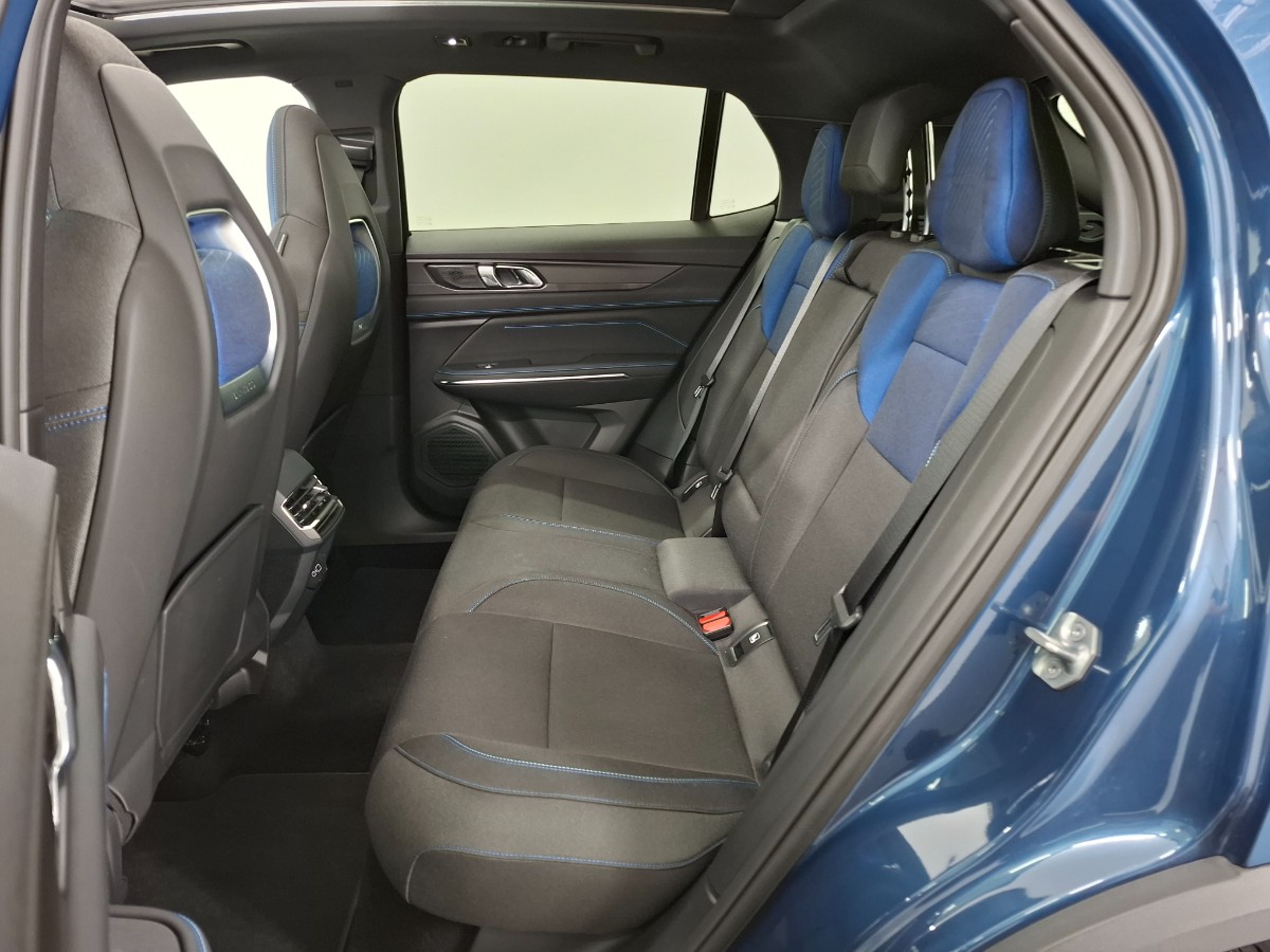Lynk & CO 01 1.5 PHEV 261CH DCTH