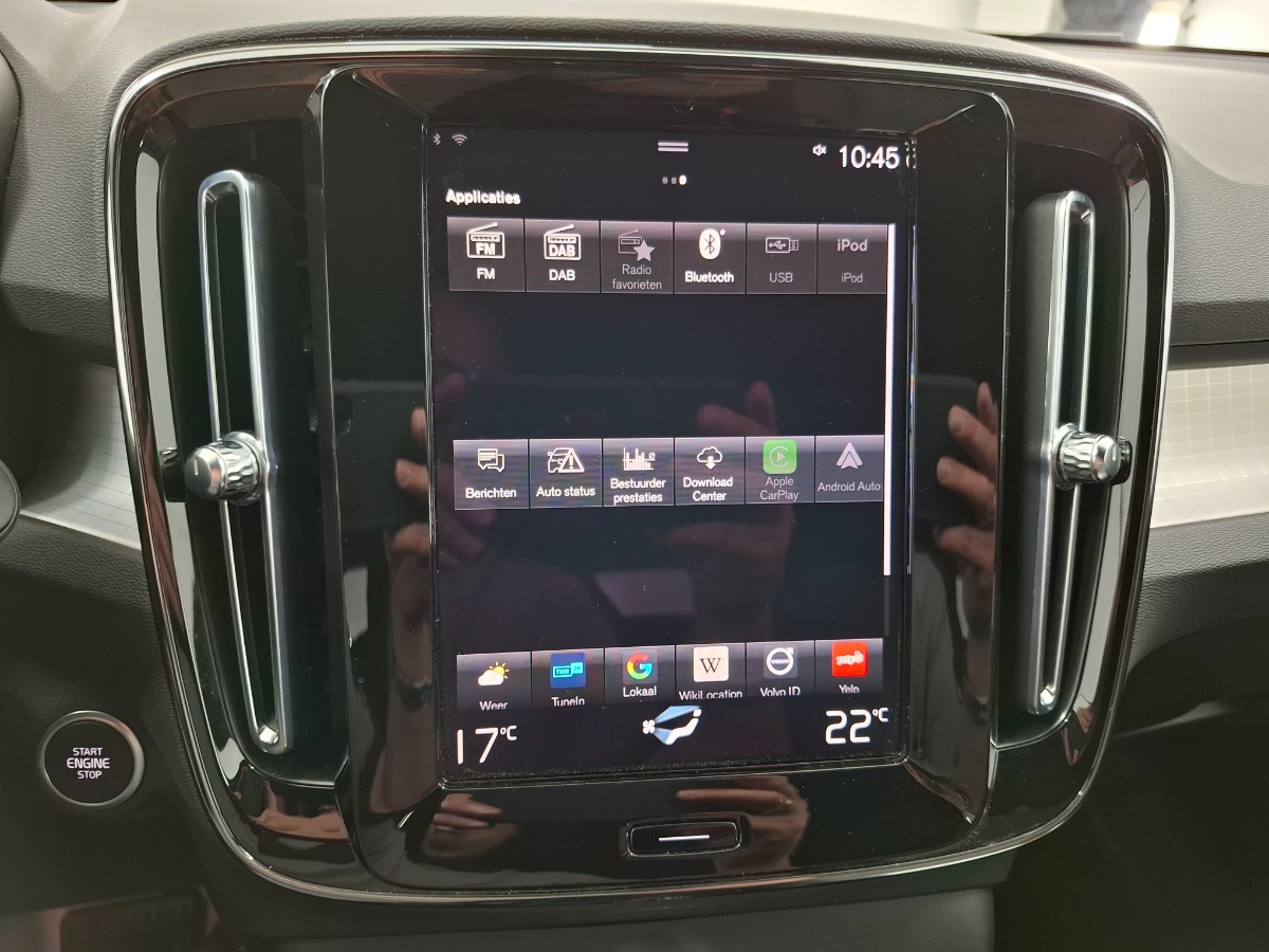 Volvo XC40 1.5 T4 Recharge Core Facelift
