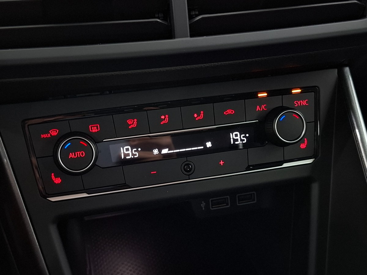 Volkswagen Polo 1.0 TSI R-line Led Digitaal