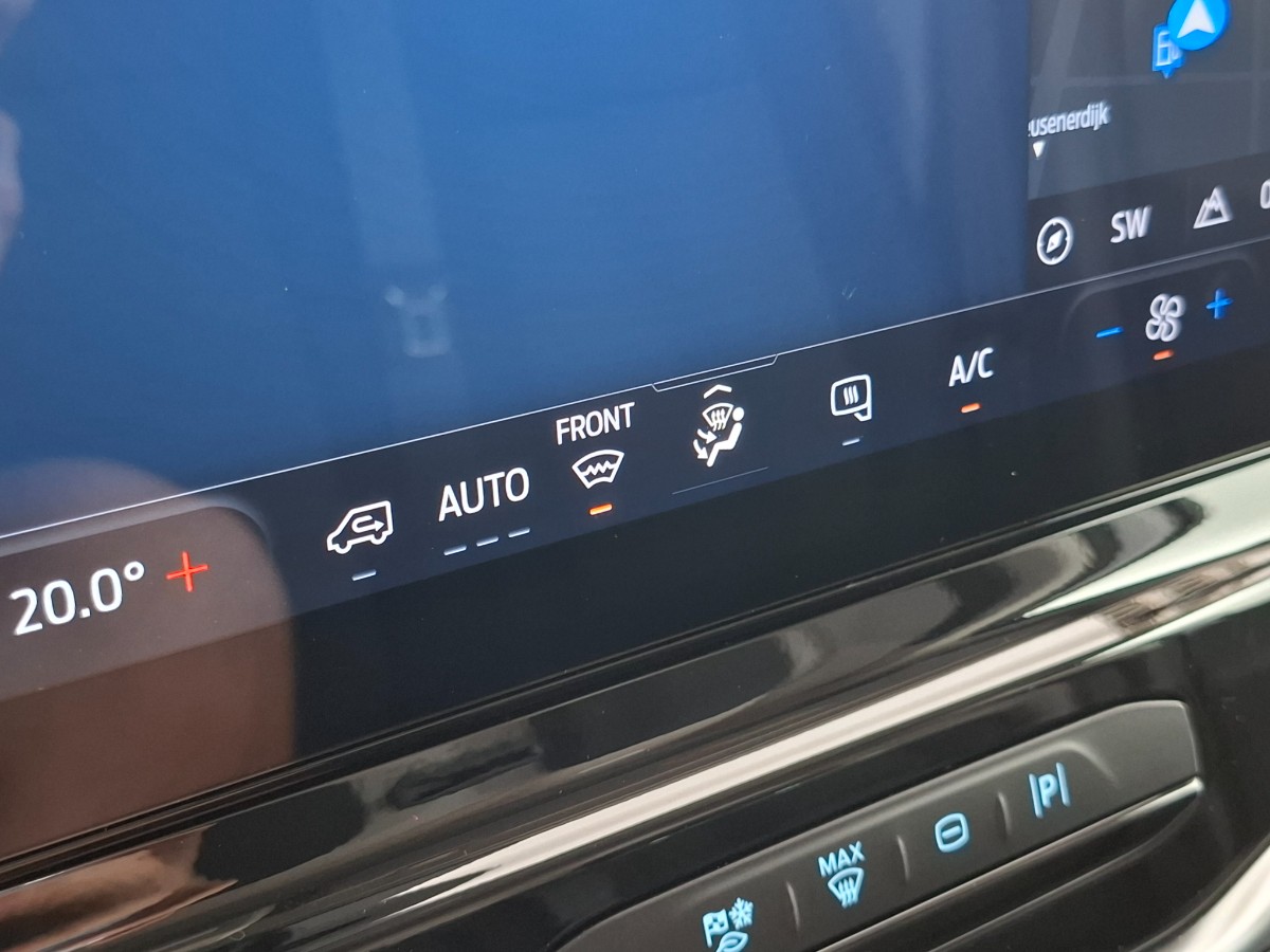 Ford Transit Trend 130PK Automaat | SYNC4 | Trekhaak | Stoelverwarming | Laadruimte pack