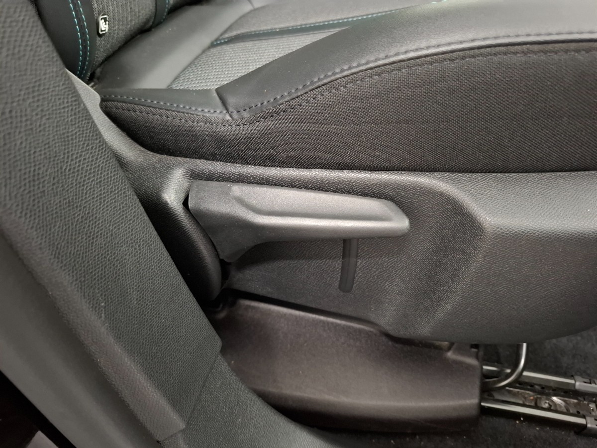 Peugeot 3008 Hybrid 225 Allure Pack 1.6 PlugIn 225PK