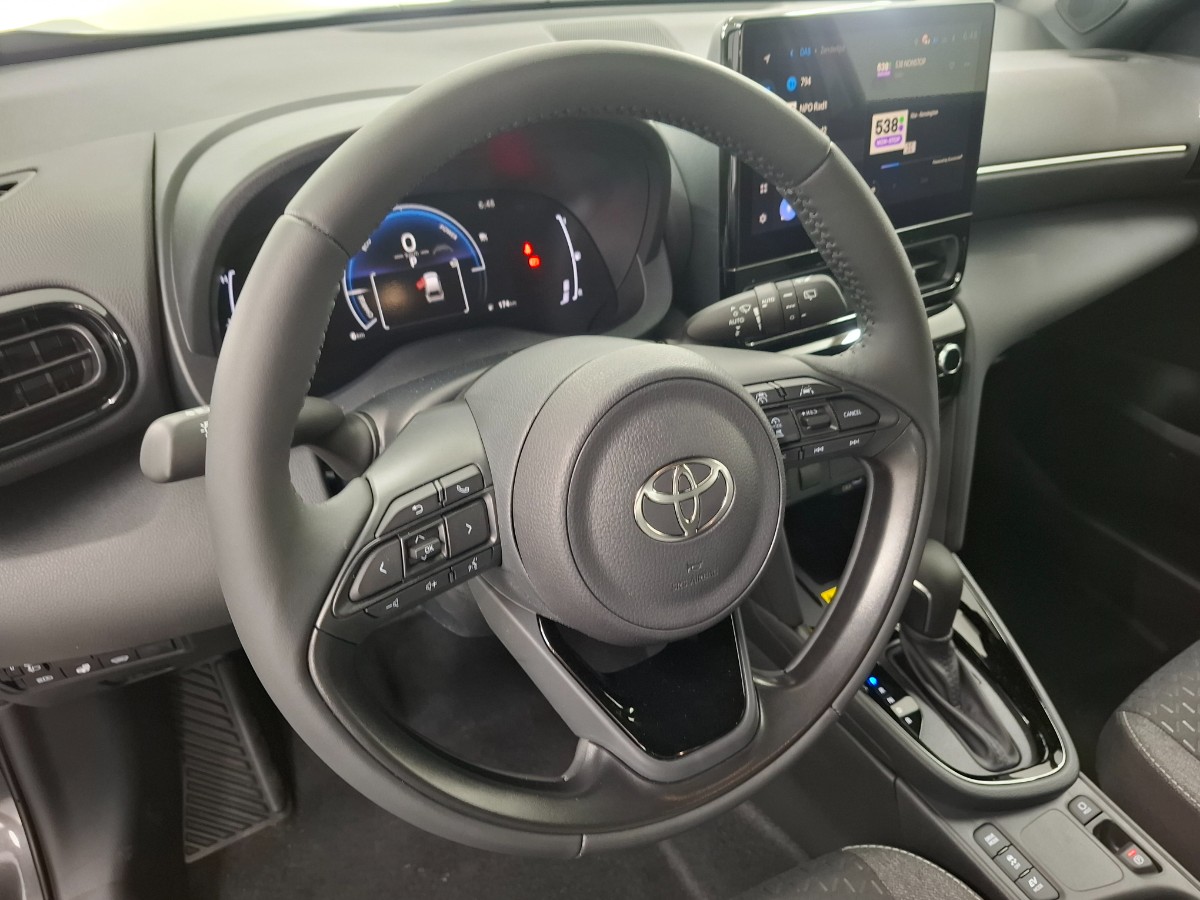 Toyota Yaris Cross 130pk teamplayer + winter + safety