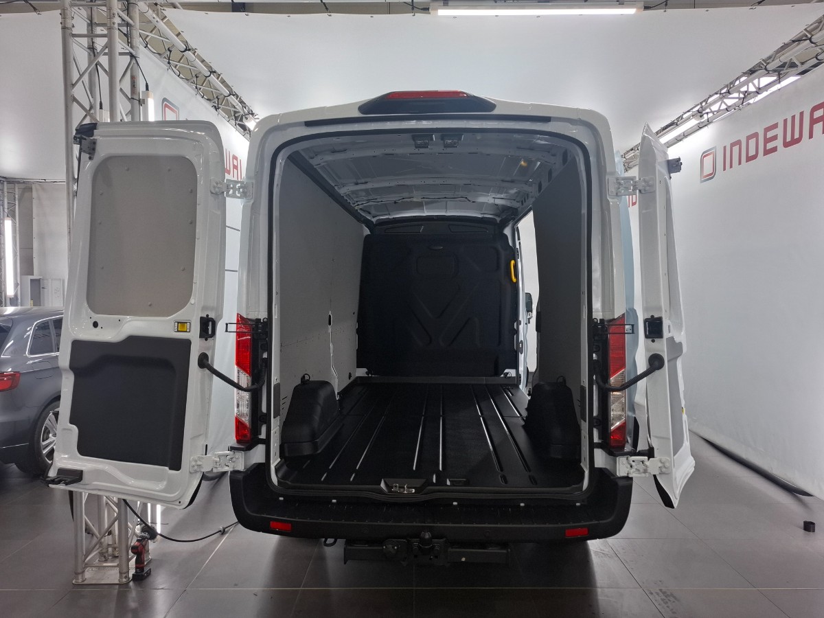 Ford Transit Trend 130PK Automaat | SYNC4 | Trekhaak | Stoelverwarming | Laadruimte pack