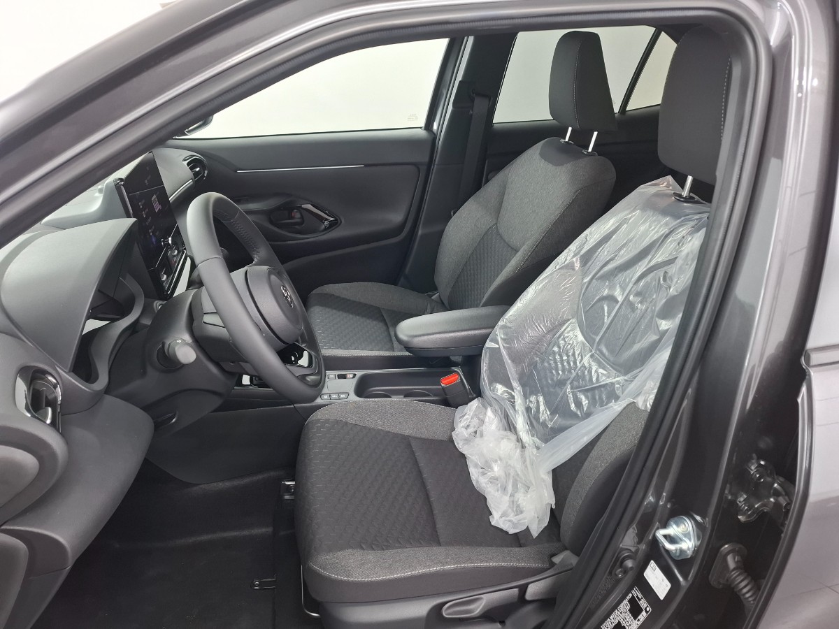 Toyota Yaris Cross 130pk teamplayer + winter + safety