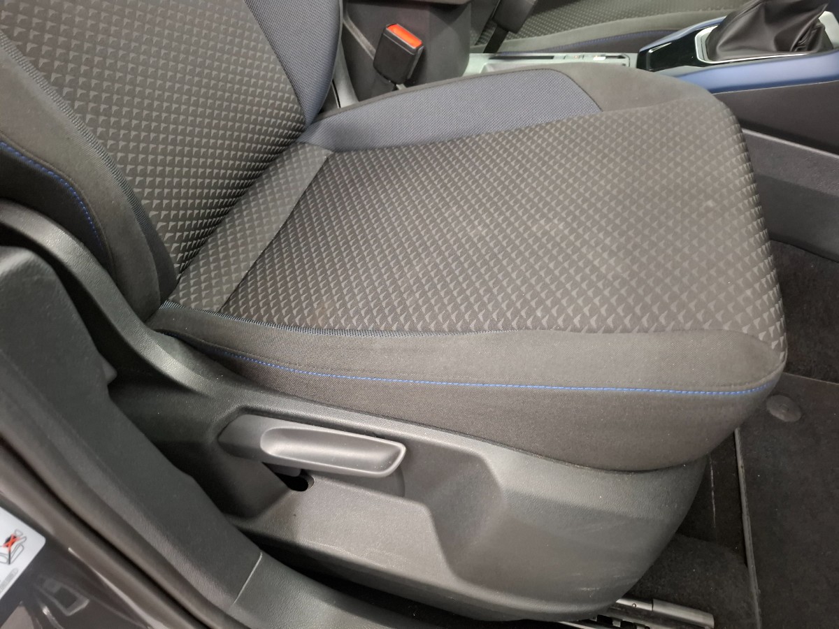 Volkswagen T-Roc 1.5 TSI Sport Business R