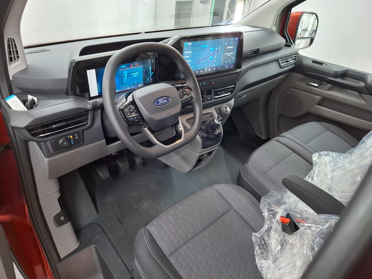 Ford Transit Custom Limited L2H1 320 | Driver P. Premium | THKVRB | 17 LMV | Stuurverw. | Draadloos laden | Dubb. Vergr.