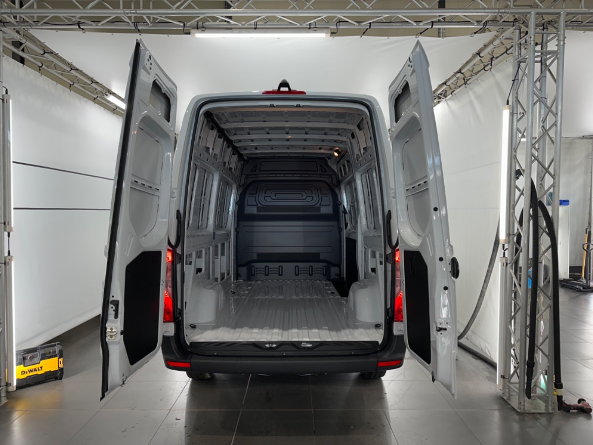 Mercedes-Benz Sprinter 317 CDI L2H2 RWD | MBUX CAM COMFST.