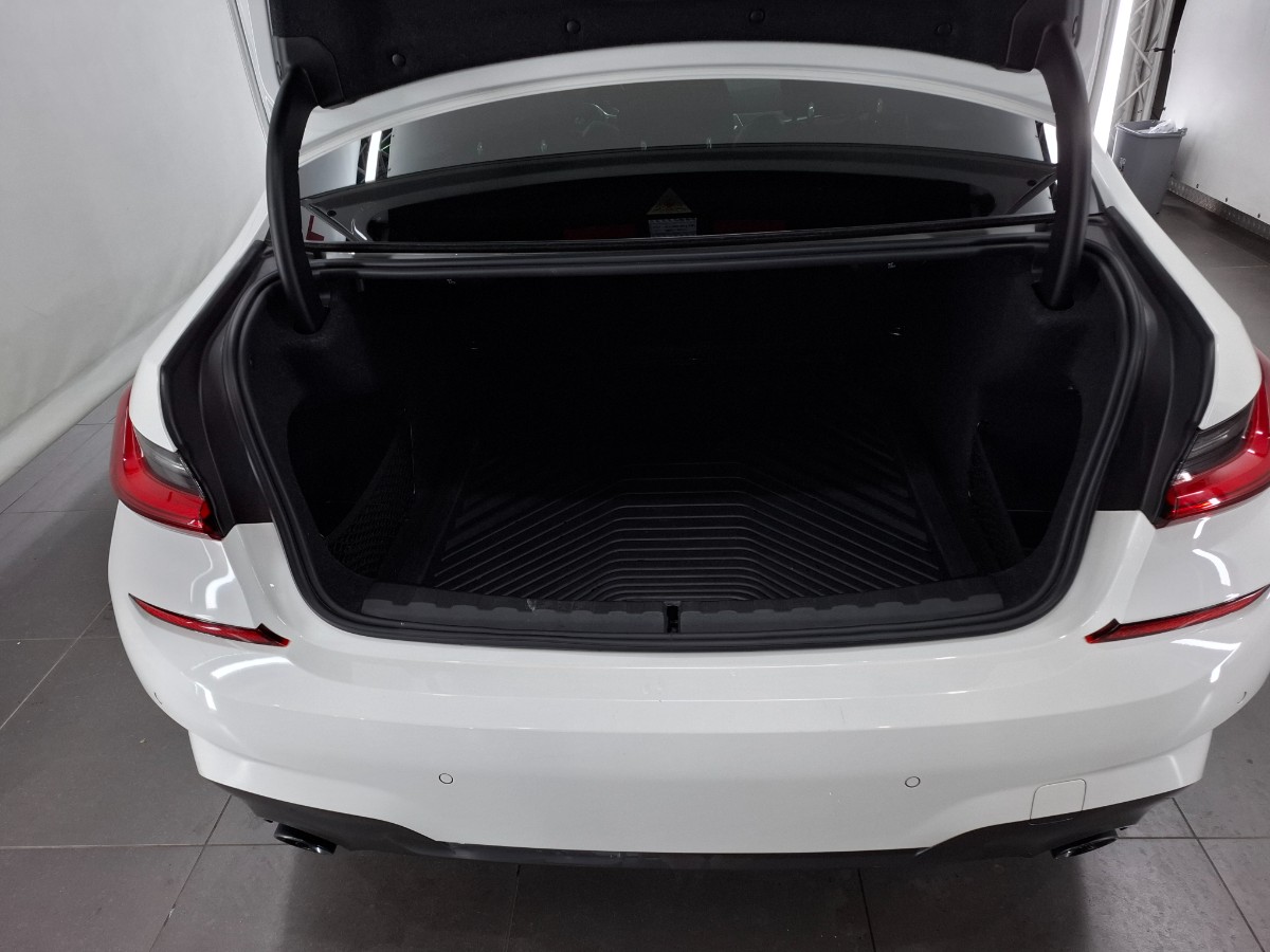 BMW 3-serie 320i AUT Executive Edition M-Sport