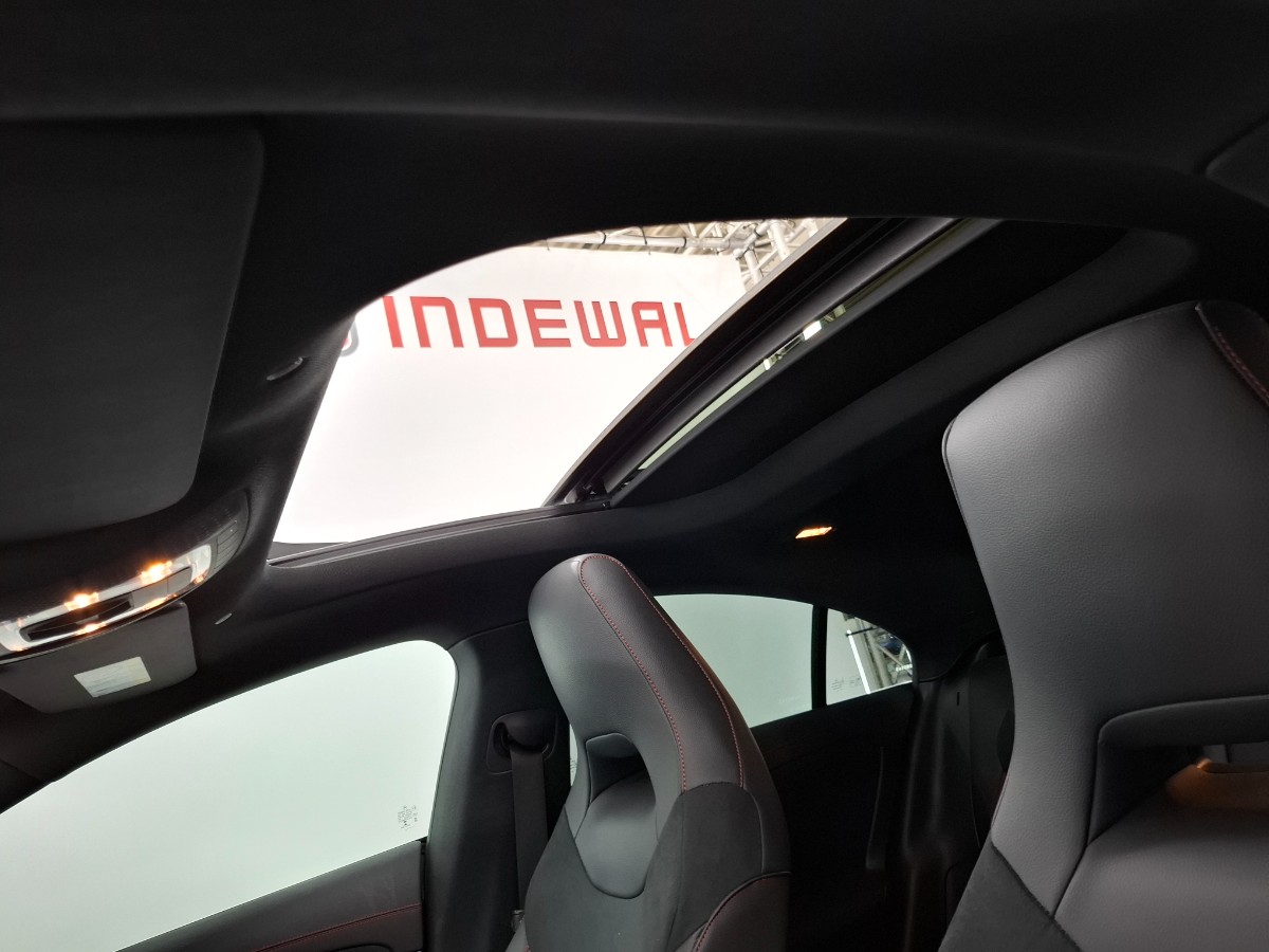 Mercedes-Benz CLA 250 e Business Solution AMG Pano Sfeer Stoelverwarming