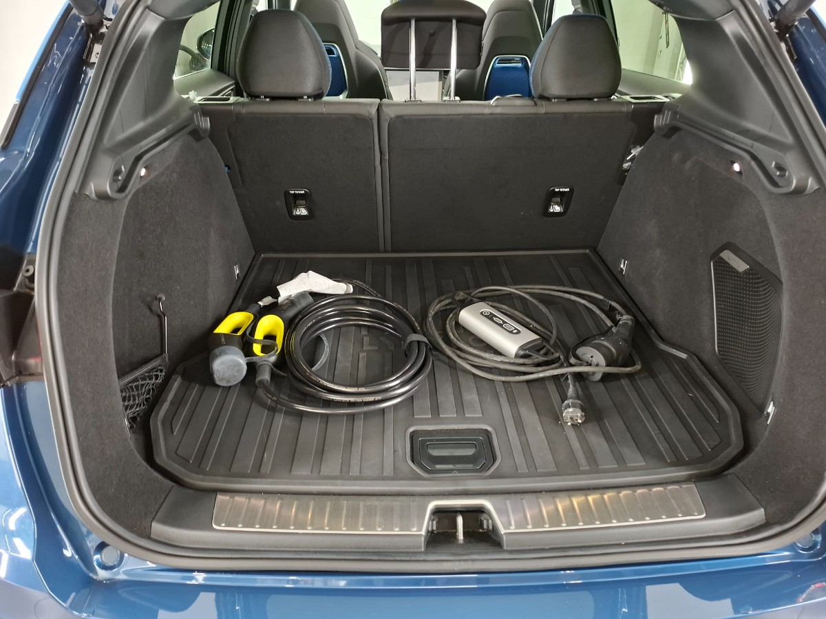 Lynk & CO 01 1.5 PHEV 261CH DCTH