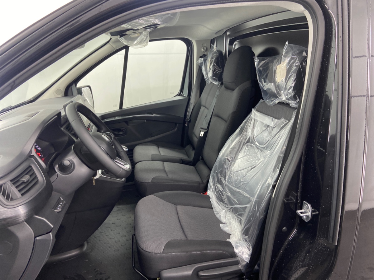 Renault Trafic 2.0 Blue dCi 130 T30 L2H1 Advance | Navi Cam Rswiel