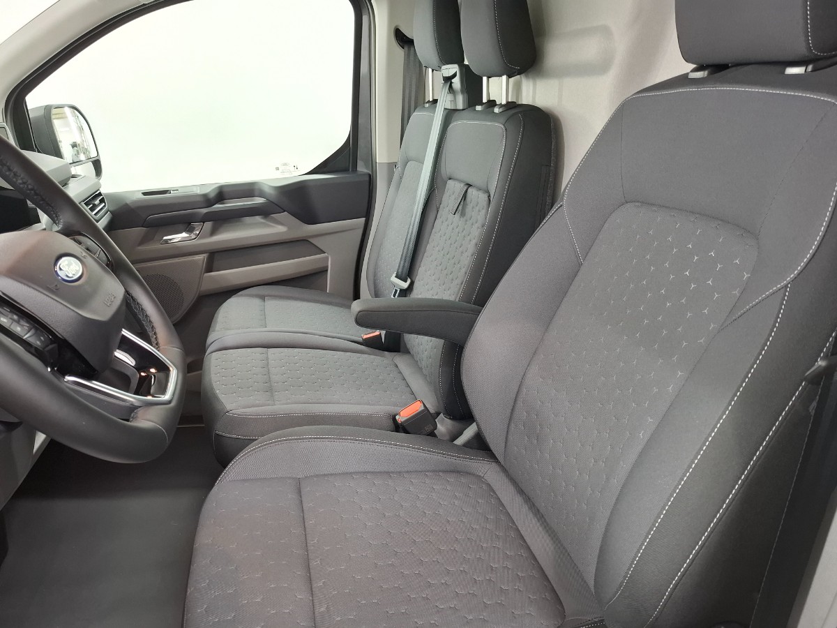 Ford Transit Custom 320L 170PK Automatic Limited 1x schuifdeur