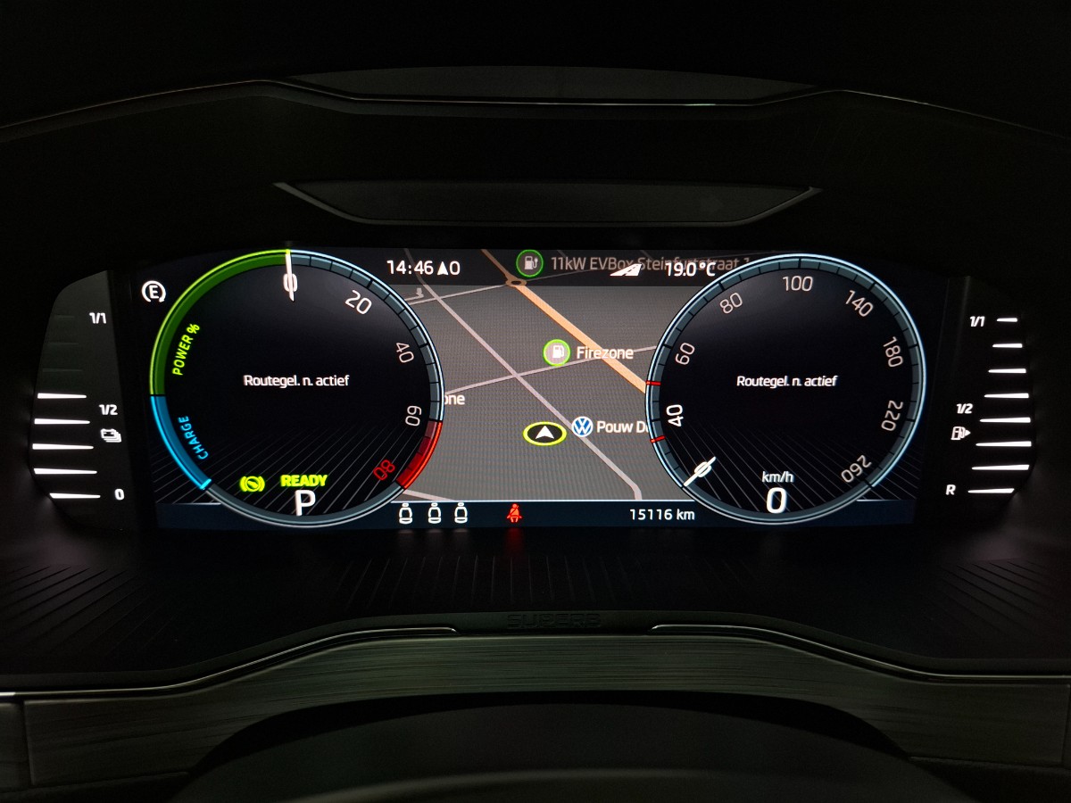 Skoda Superb Combi 1.4 TSI iV Business Edition Plus Plug In HYBRIDE PANO