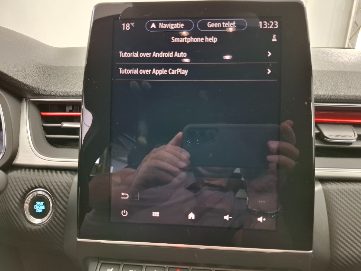 Renault Captur 1.6 PHEV RS Line Stoelverwarming Groot Scherm