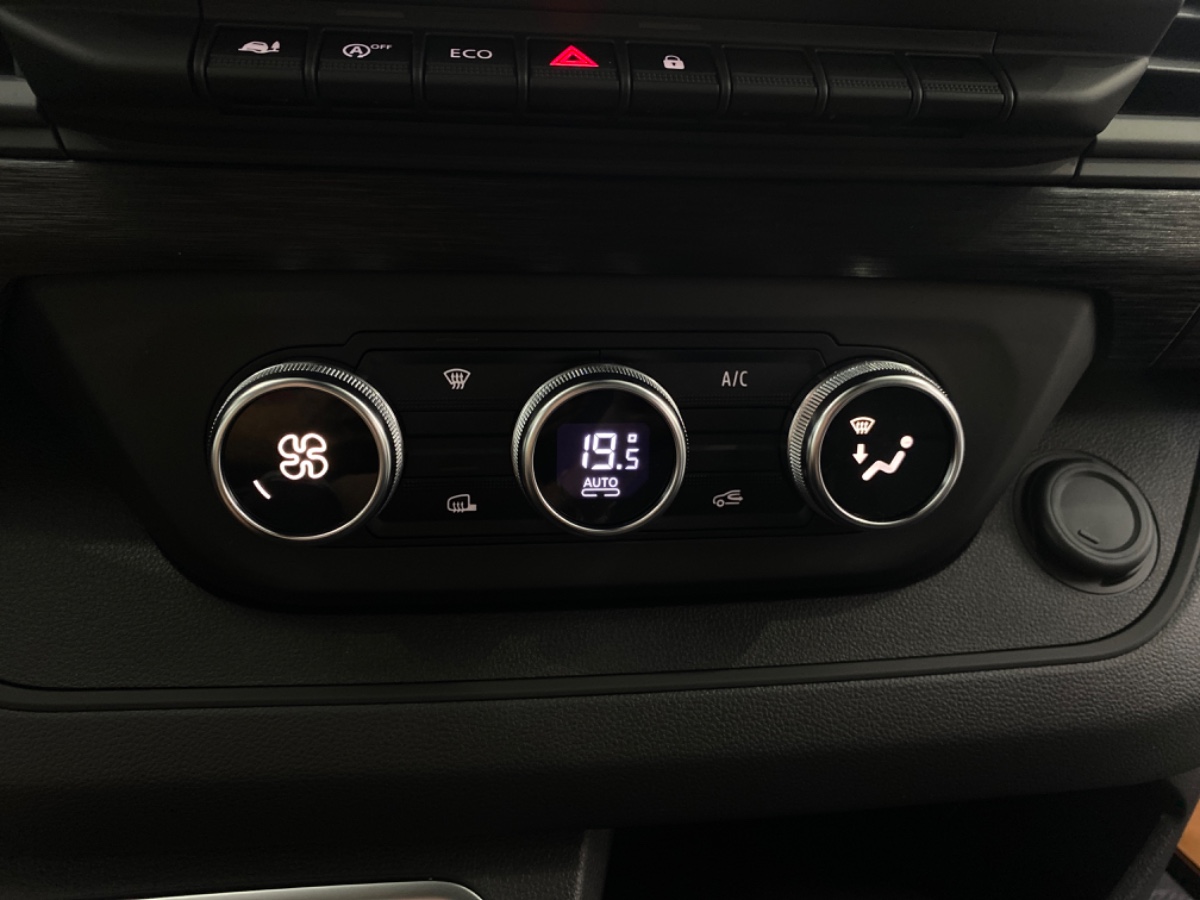 Renault Trafic 2.0 Blue dCi 110 T30 L2H1 Advance | Gris Comete | Trekhaak Rswiel