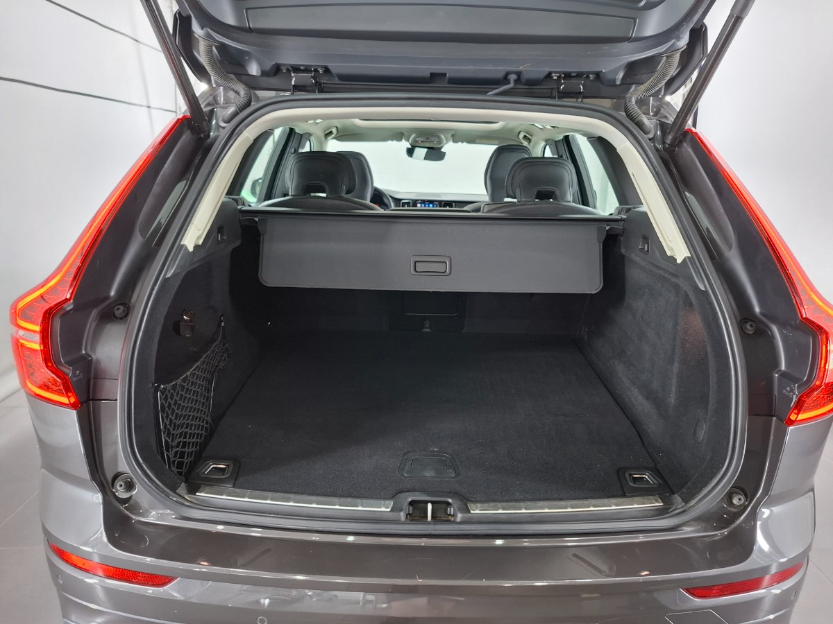 Volvo XC60 2.0 T6 Recharge Inscription |Long Range|H&K|Stoelverwarming|