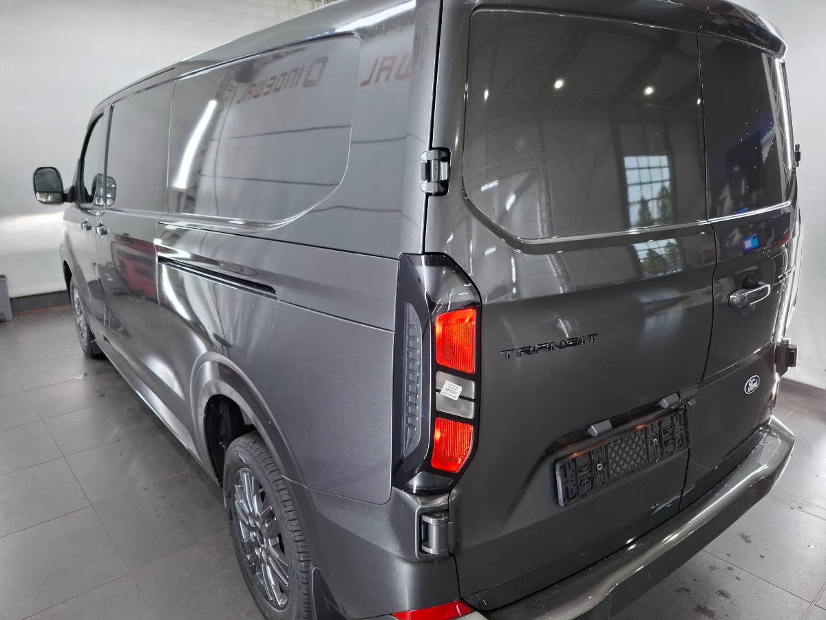 Ford Transit Custom 320 2.0 TDCI L2H1 Limited