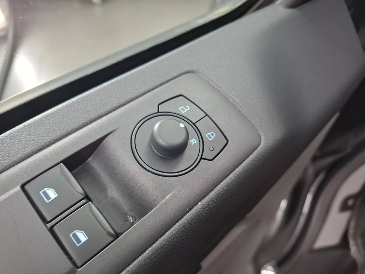 Ford Transit Custom 320 2.0 TDCI L2H1 Trend 4×4 AWD | 2x Schuifdeur | Verwarmd leder stuurwiel