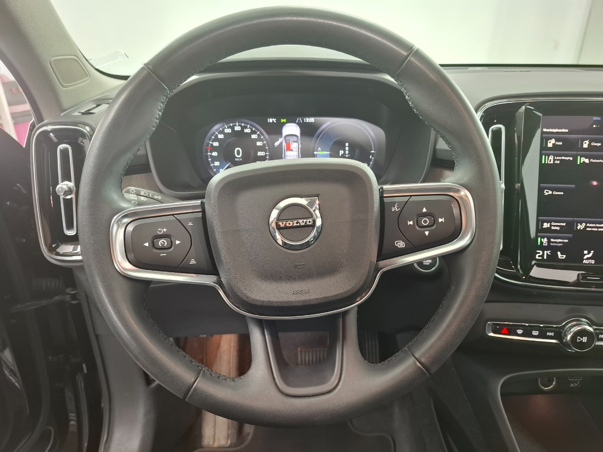 Volvo XC40 1.5 T4 Recharge Inscription |Stoelverwarming|Pano|H&K|