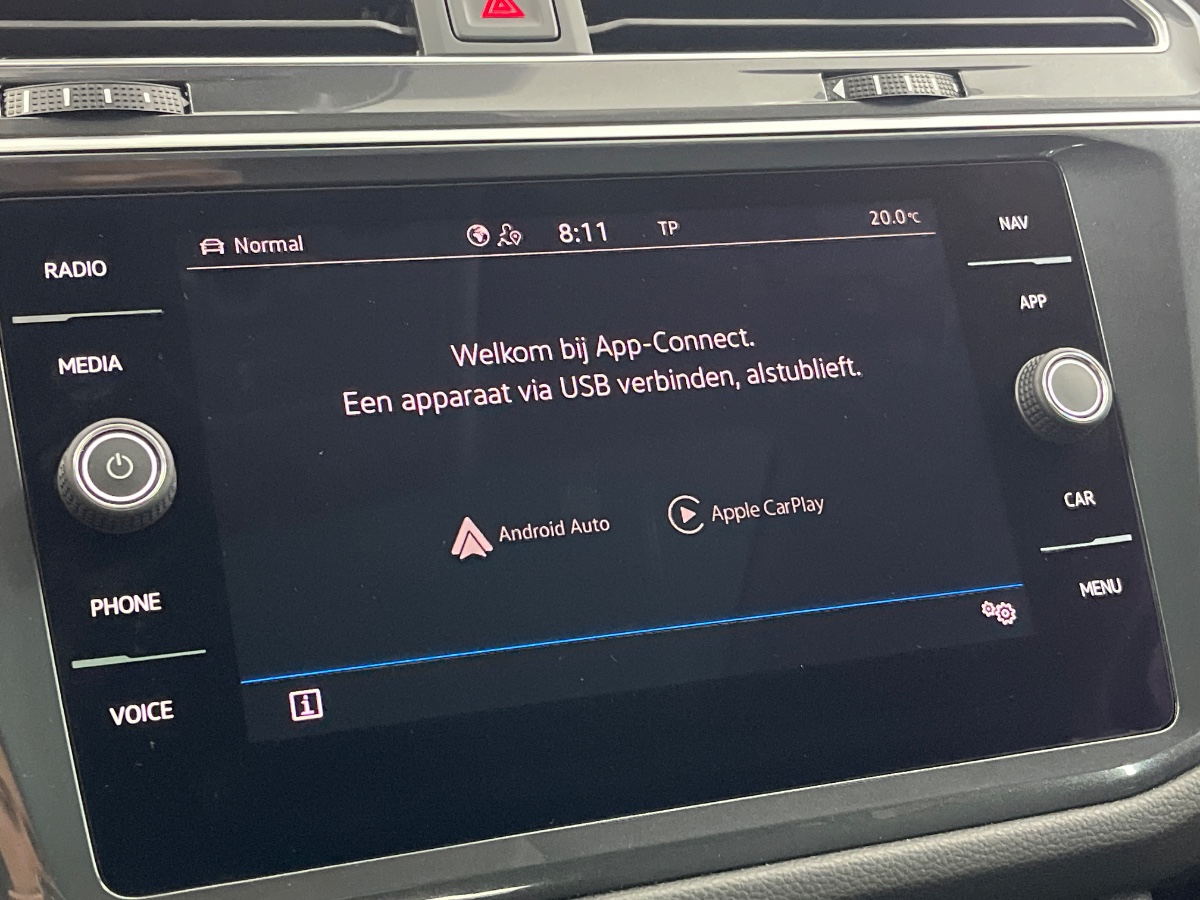 Volkswagen Tiguan Allspace 1.5 TSI Life Business 7p. |Pano|Trekhaak|ACC|Stoelverwarming|
