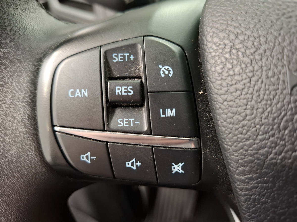 Ford Transit Custom L1H1 130PK Automaat | CarPlay PDC Camera