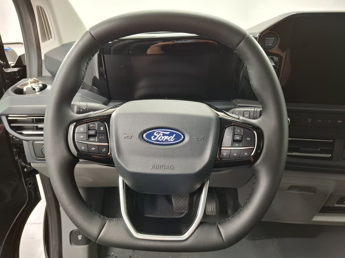 Ford Transit Custom 320 2.0 TDCI L2H1 Limited