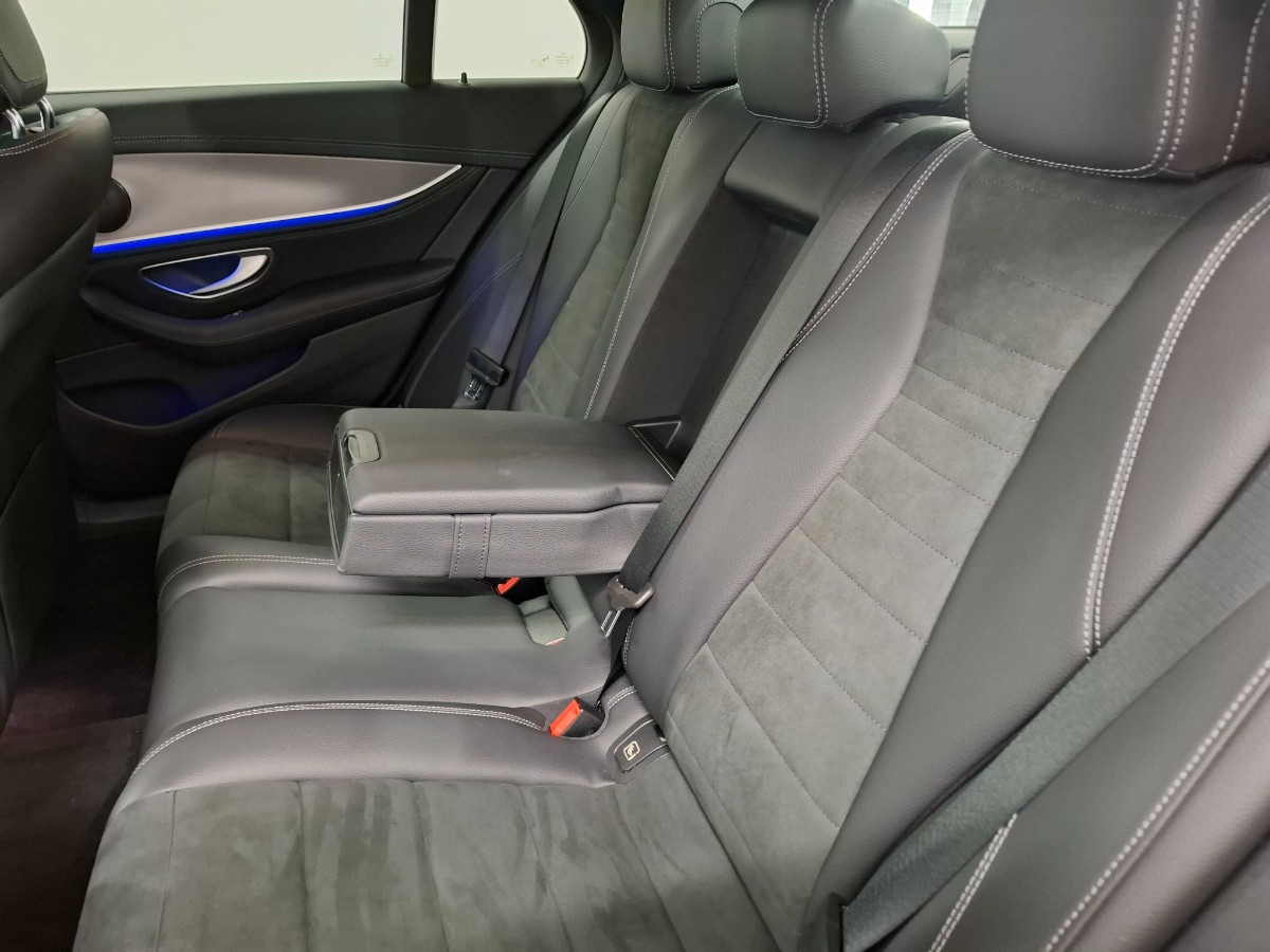 Mercedes-Benz E-klasse 300 e Business Solution AMG Night-Edition