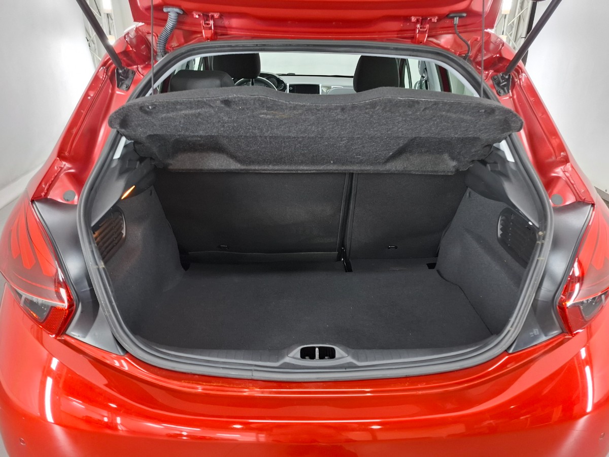 Peugeot 208 1.2 PureTech Signature