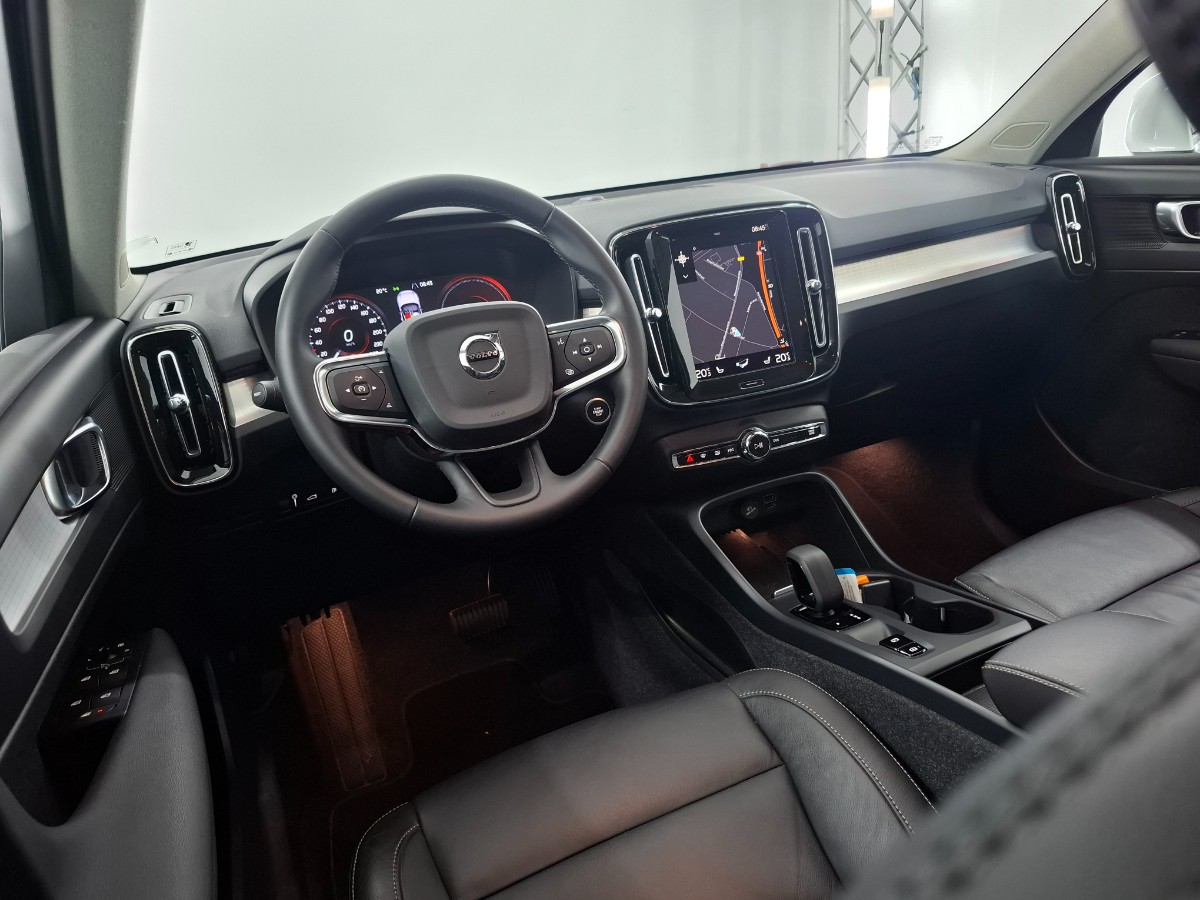 Volvo XC40 1.5 T4 Recharge Inscription Expr. |Stoelverwarming|ACC|