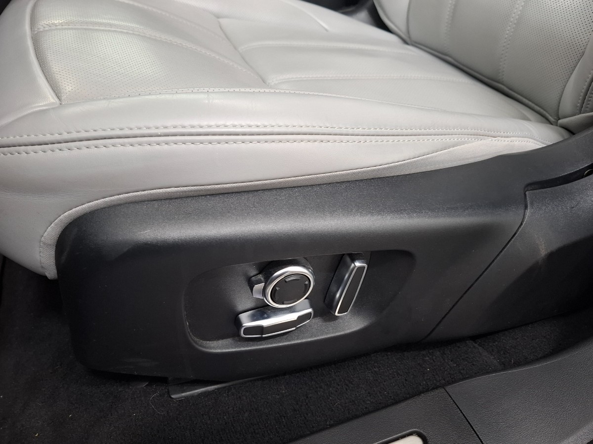 Land Rover Range Rover Evoque 1.5 P300e AWD Autobiography |Pano|Meridian|Leder|Camera|Velours|