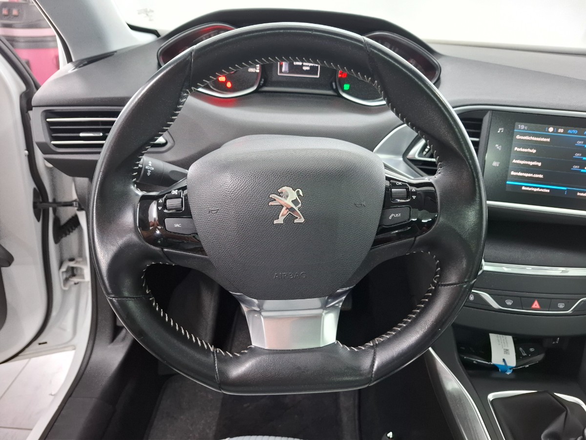 Peugeot 308 1.5 BlueHDi Blue Lease Premium