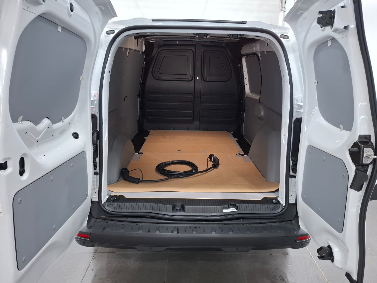 Renault Kangoo E-Tech Advance L2 44 kWh | Allseasons | Parkeerhulp en Navi | Betimmering | NWP 35200,-