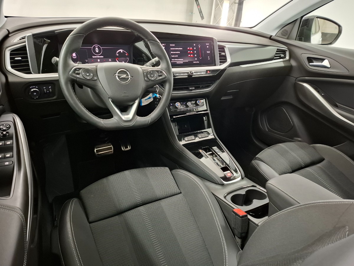 Opel Grandland 1.2 Turbo GS 130pk, AGR met winterpakket