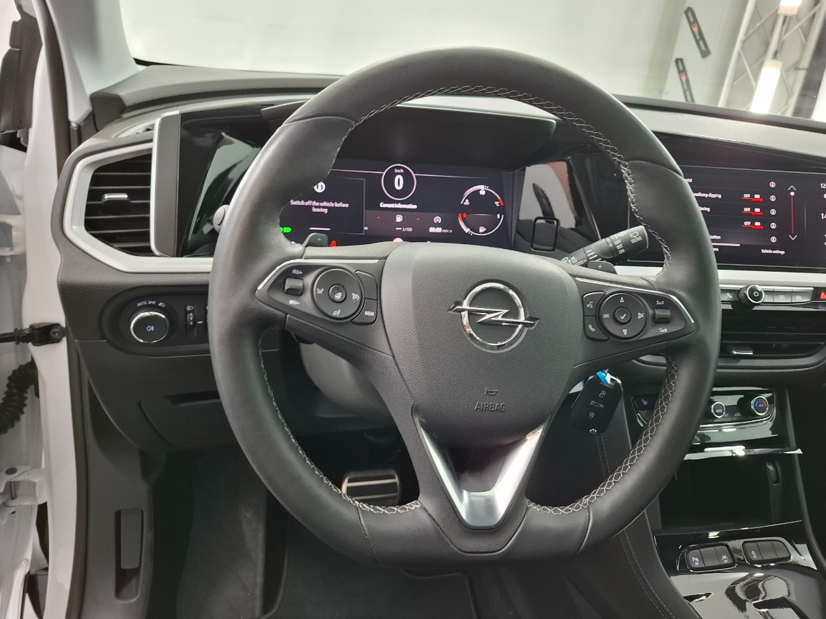 Opel Grandland 1.2 Turbo GS 130pk, AGR met winterpakket