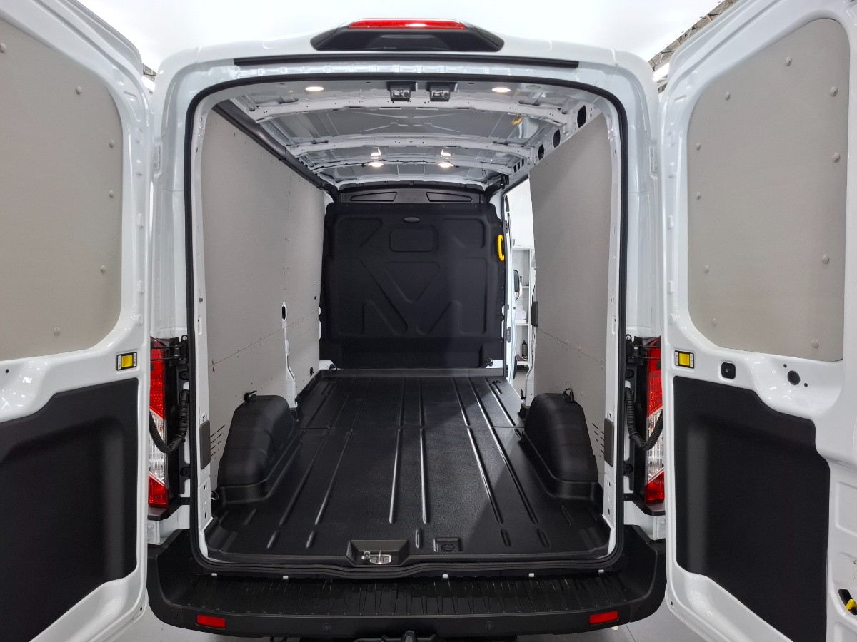 Ford Transit Trend 130PK Automaat | SYNC4 | Trekhaak | Stoelverwarming | Laadruimte pack