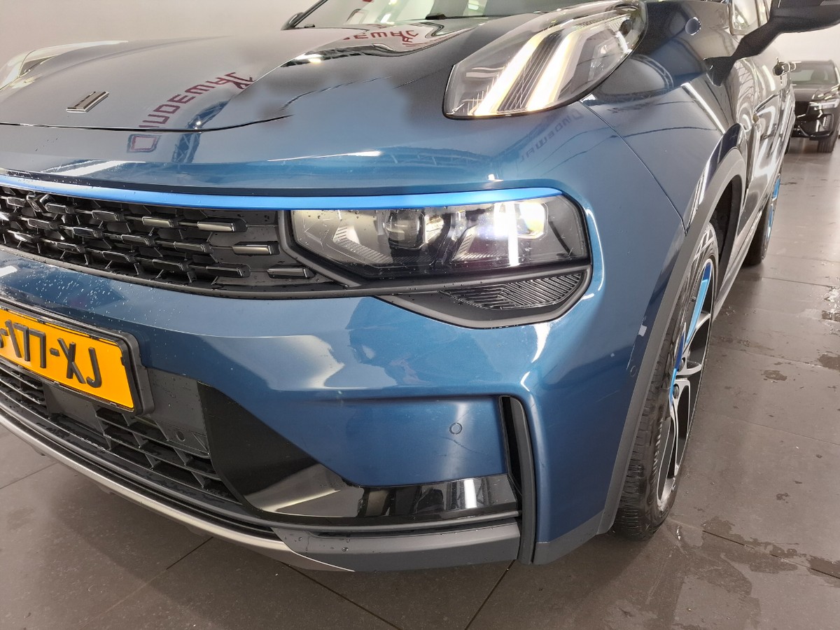 Lynk & CO 01 1.5 PHEV 261CH DCTH 7