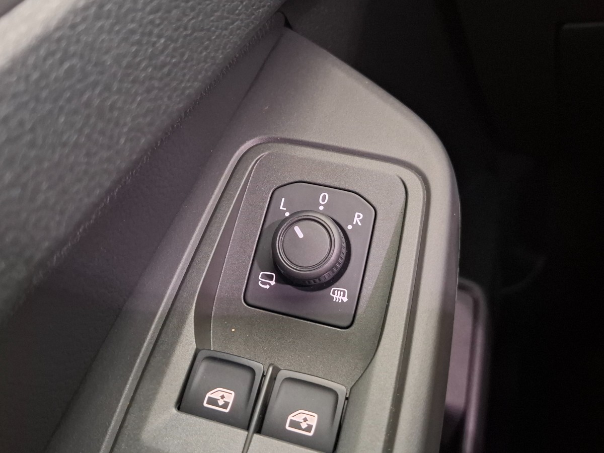 Volkswagen Caddy Maxi 2.0 TDI DSG | LED | Virtual | Camera | Keyless | Trekhaak | Winterpakket