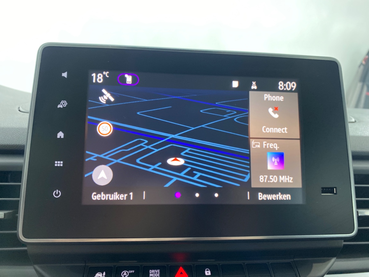 Renault Trafic L2H1 T29 DC dCi 170 EDC Extra – Gris Comete