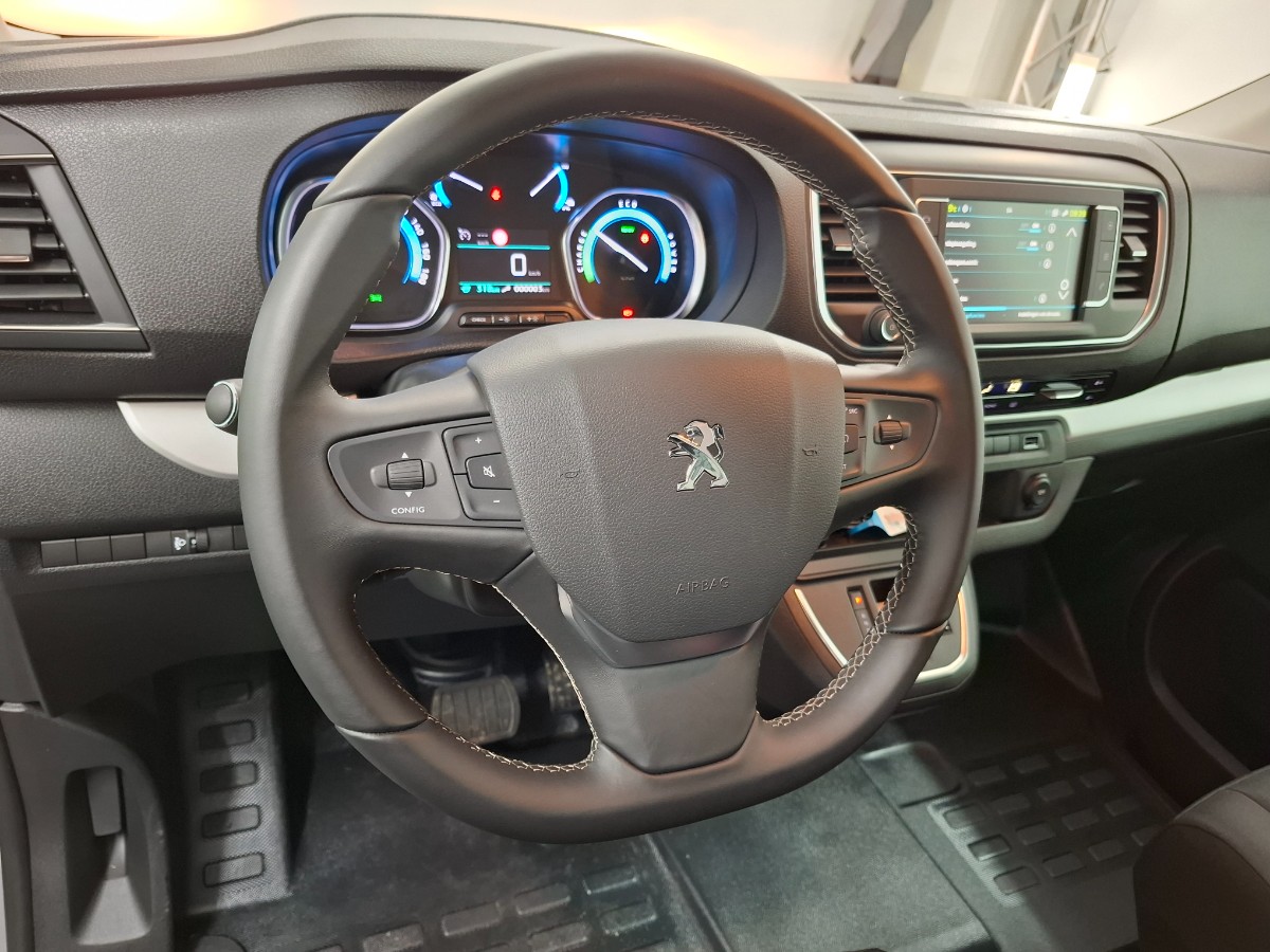 Peugeot e-Expert EV L3 75 kWh