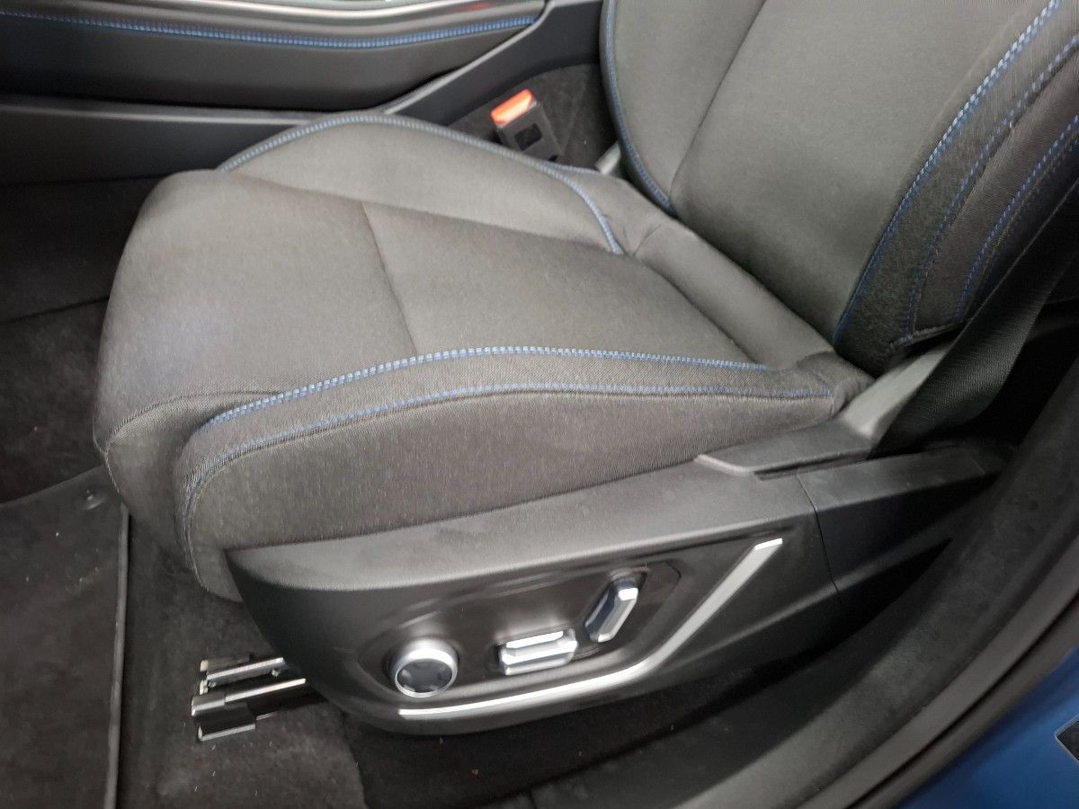 Lynk & CO 01 1.5 PHEV 261CH DCTH